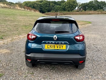 Used Renault Captur 2019 for sale - 79852321: Photo
