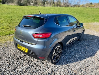 Used Renault Clio 2019 for sale - 78972379: Photo