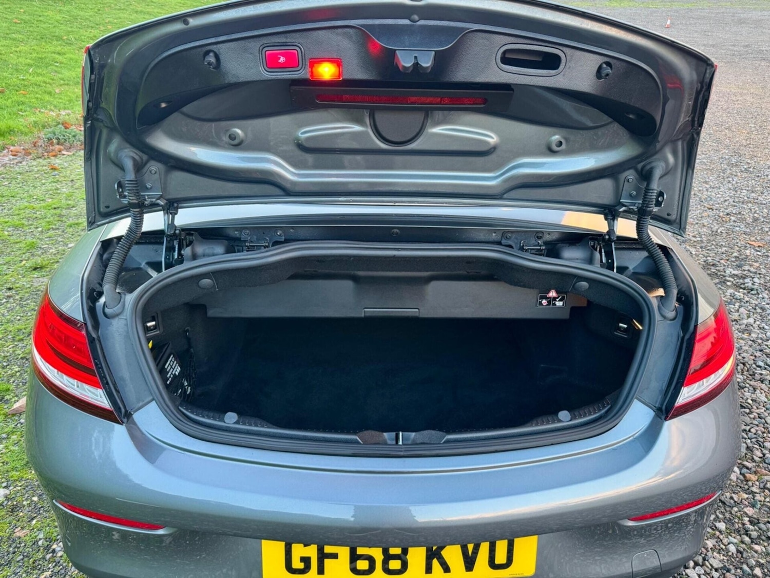 Used Mercedes-Benz C Class 2018 for sale - 76716039: Photo 74