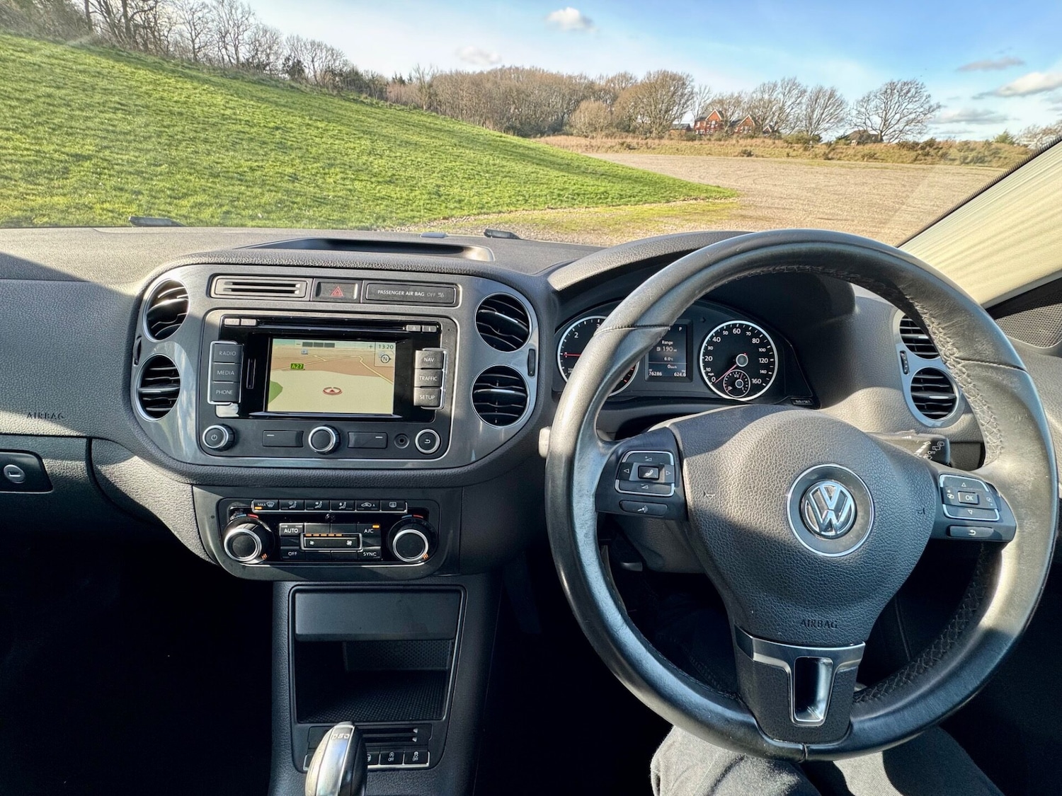 Used Volkswagen Tiguan 2015 for sale - 77557371: Photo 21