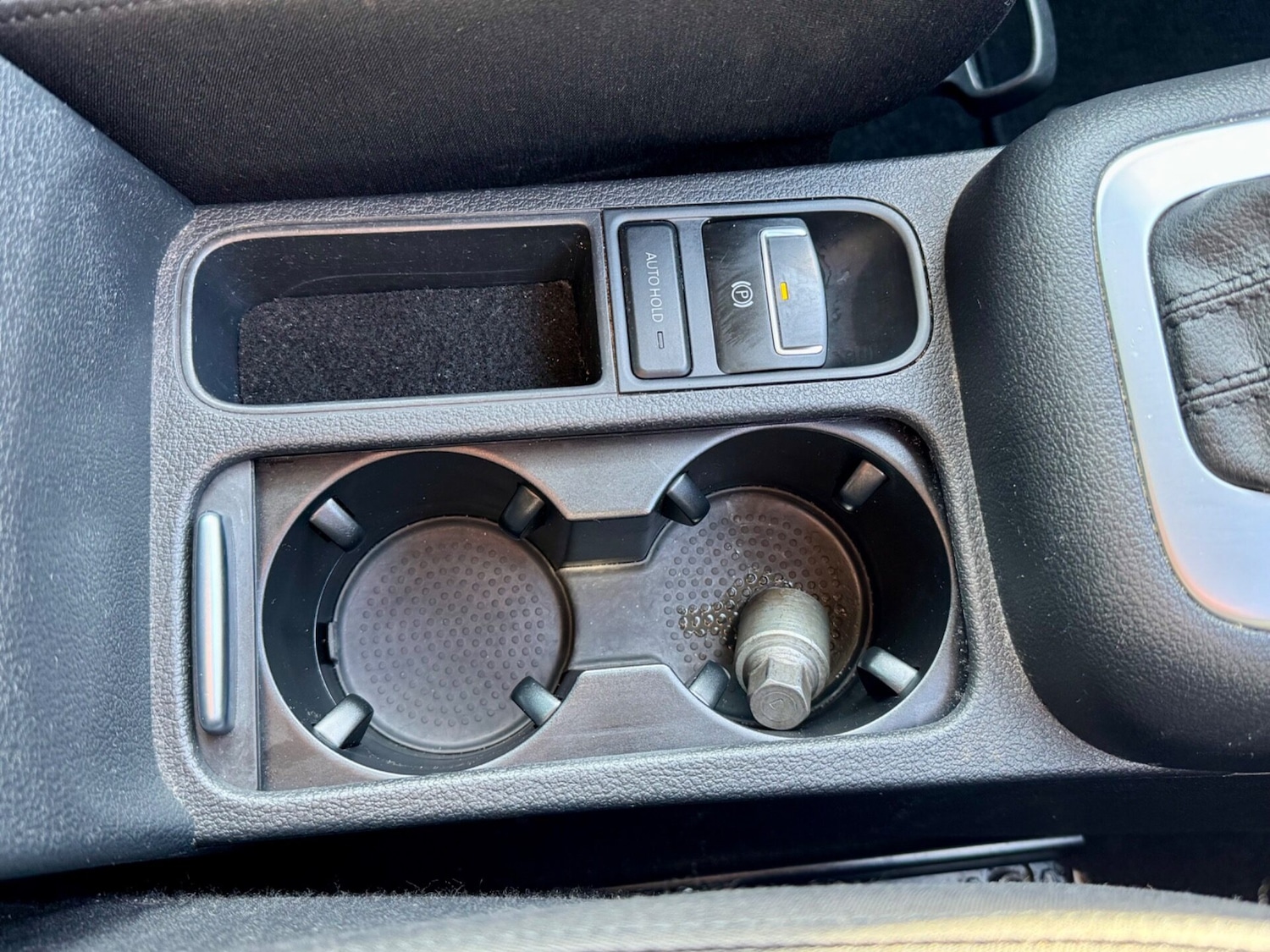 Used Volkswagen Tiguan 2015 for sale - 77557371: Photo 38