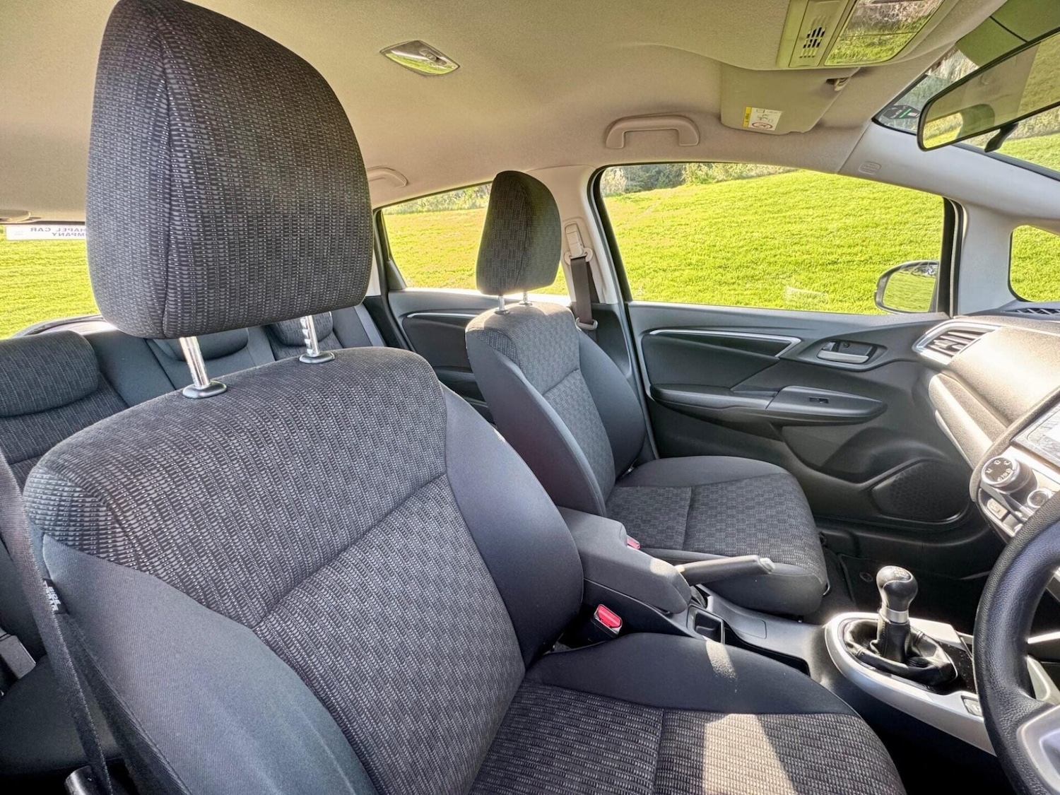 Used Honda Jazz 2015 for sale - 77220321: Photo 28