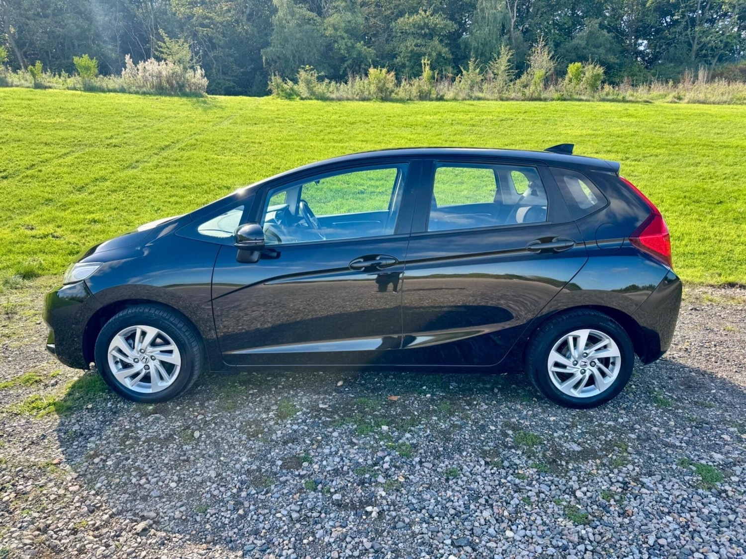 Used Honda Jazz 2015 for sale - 77220321: Photo 7