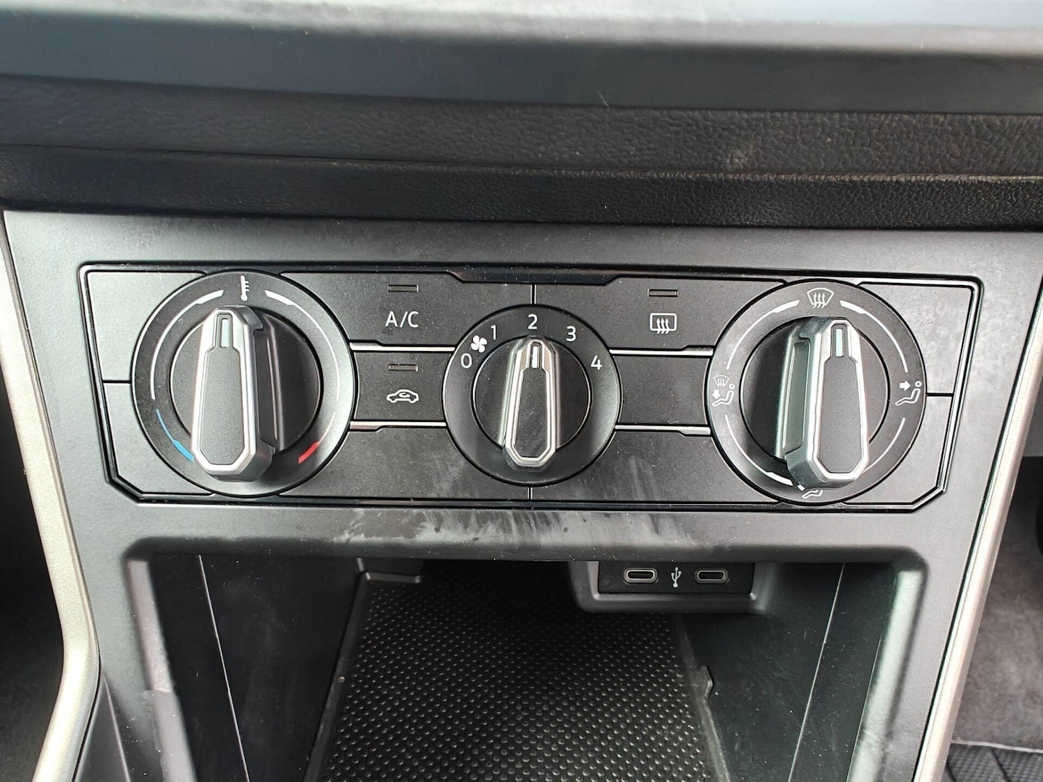 Used Volkswagen Polo 2021 for sale - 76716021: Photo 40