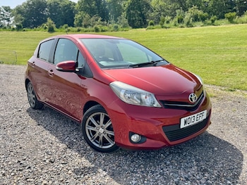 Used Toyota Yaris 2013 for sale - 78764586: Photo