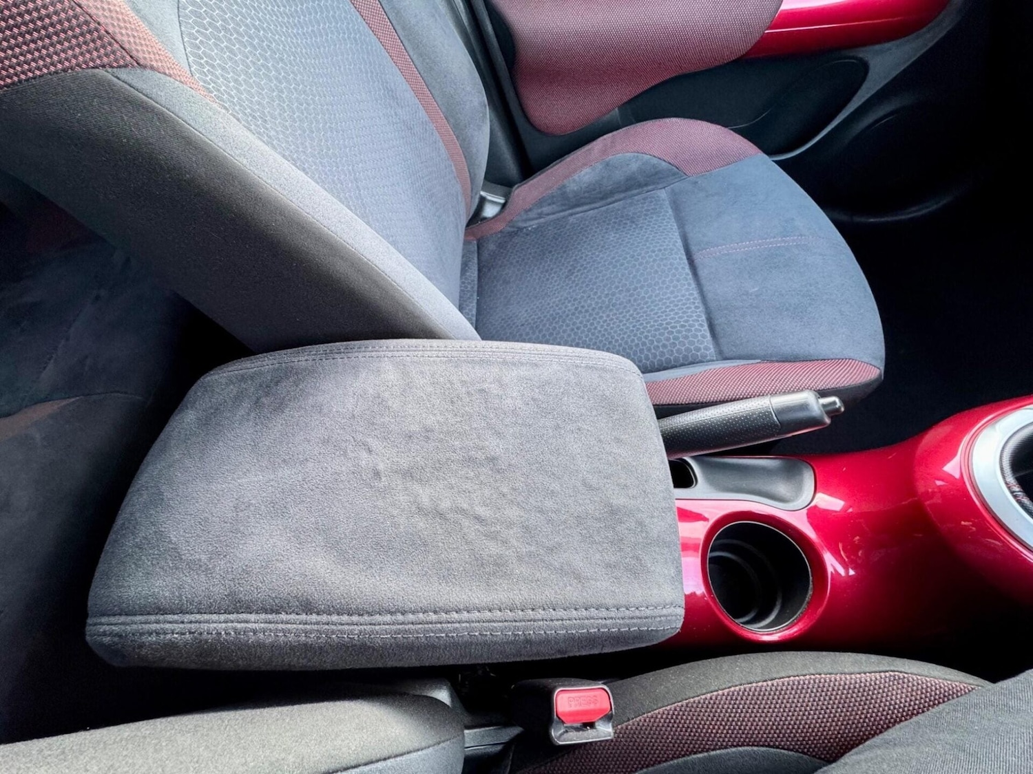 Used Nissan Juke 2016 for sale - 76716042: Photo 36