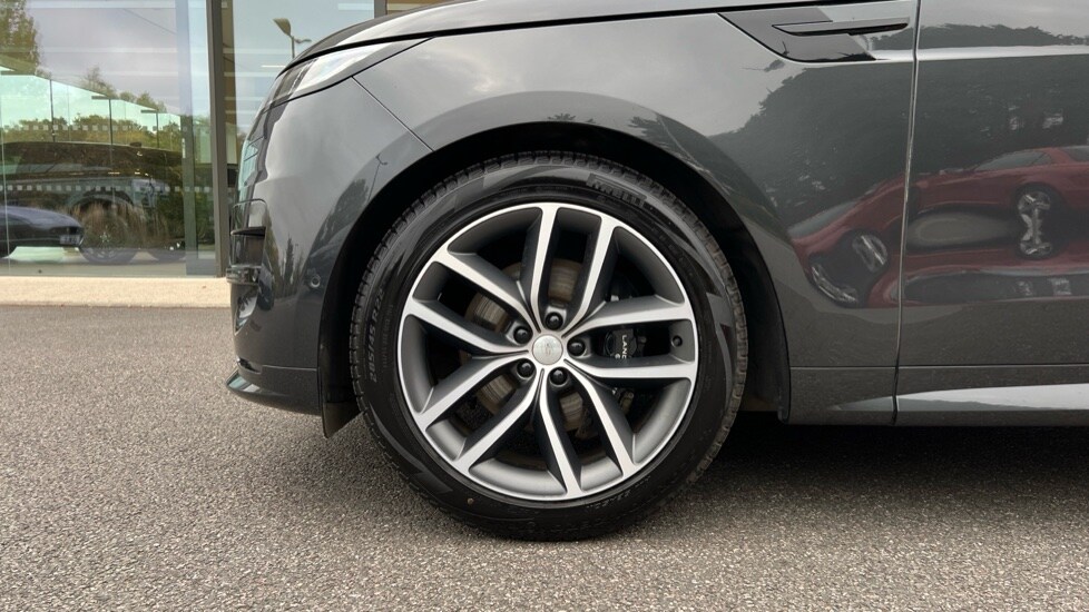 Used Land Rover Range Rover Sport 2024 for sale - 77063269: Photo 31