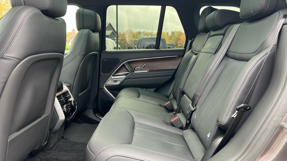 Used Land Rover Range Rover 2023 for sale - 76568096: Photo 4