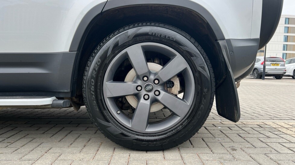 Used Land Rover Defender 2020 for sale - 76597933: Photo 33