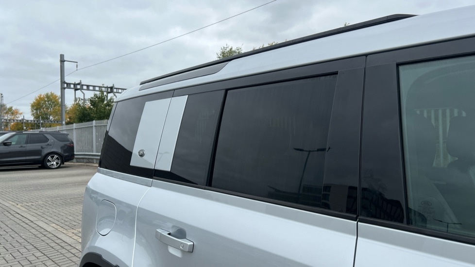 Used Land Rover Defender 2020 for sale - 76597933: Photo 35