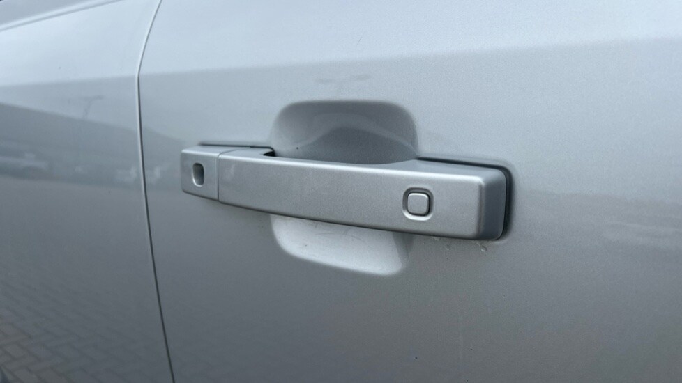 Used Land Rover Defender 2020 for sale - 76597933: Photo 36