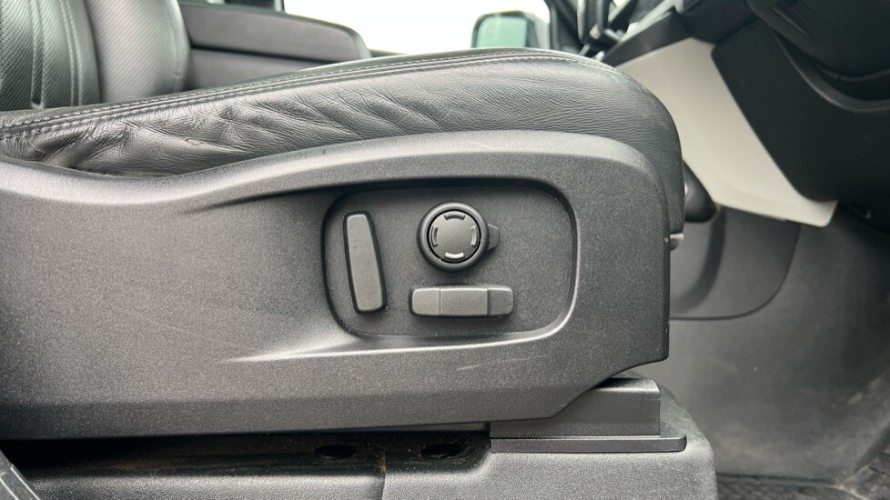 Used Land Rover Defender 2020 for sale - 76597933: Photo 48