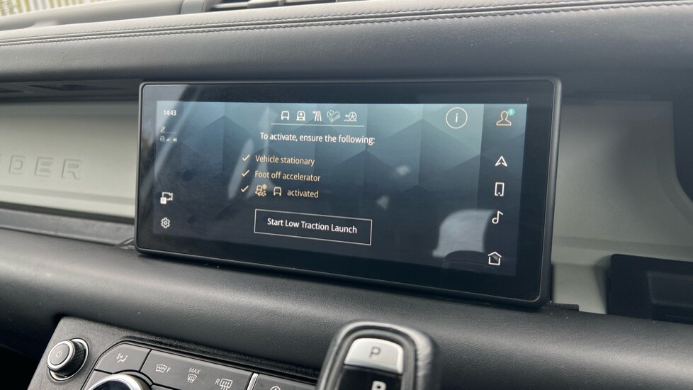 Used Land Rover Defender 2020 for sale - 76597933: Photo 64