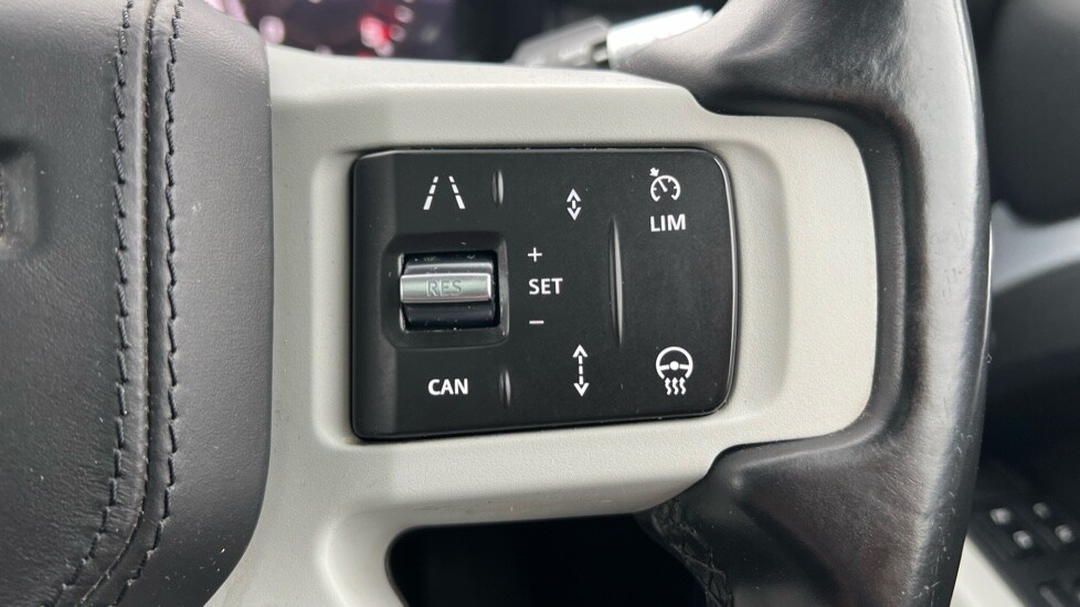 Used Land Rover Defender 2020 for sale - 76597933: Photo 73