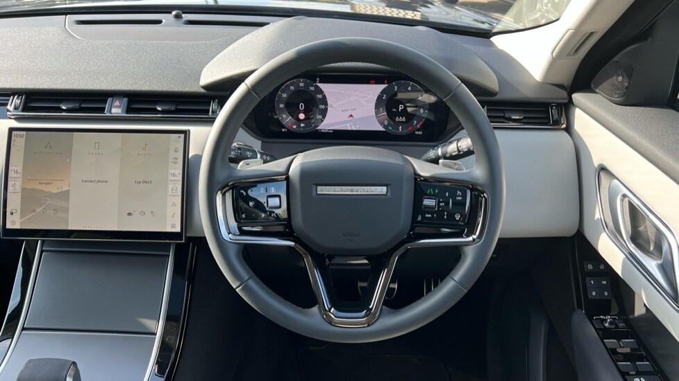 Used Land Rover Range Rover Velar 2025 for sale - 76086528: Photo 15