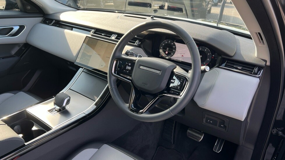 Used Land Rover Range Rover Velar 2025 for sale - 76086528: Photo 28