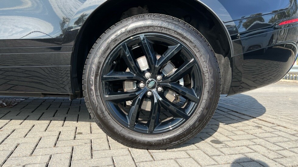 Used Land Rover Range Rover Velar 2025 for sale - 76086528: Photo 33