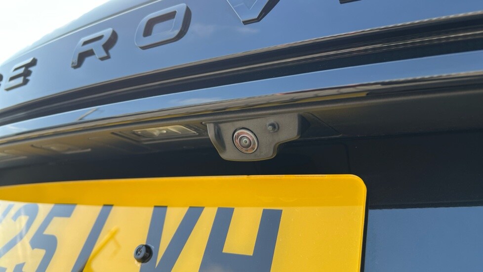 Used Land Rover Range Rover Velar 2025 for sale - 76086528: Photo 40