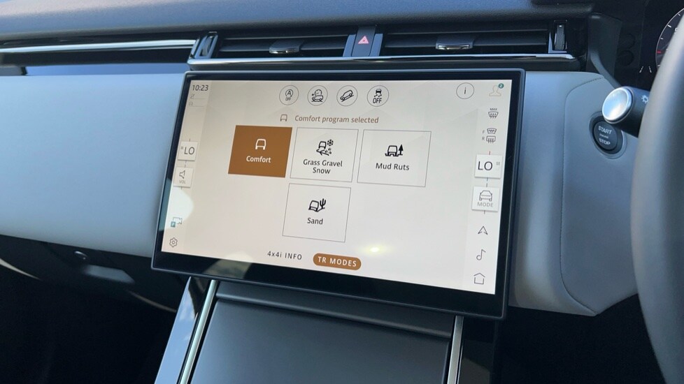 Used Land Rover Range Rover Velar 2025 for sale - 76086528: Photo 60