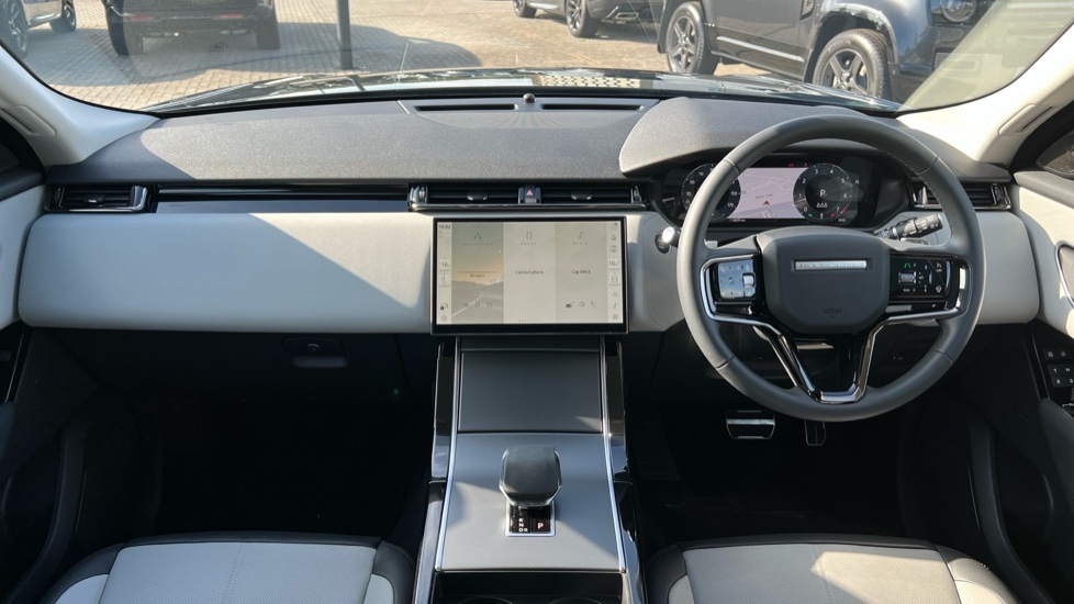 Used Land Rover Range Rover Velar 2025 for sale - 76086528: Photo 9