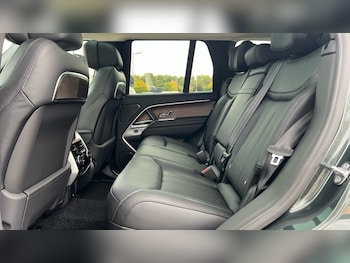 Used Land Rover Range Rover 2025 for sale - 76302419: Photo 4