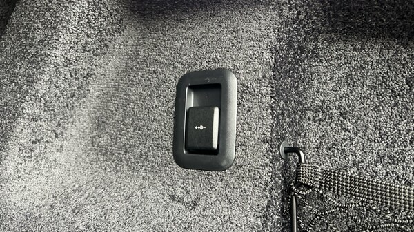 Used Land Rover Range Rover 2025 for sale - 76302419: Photo 53