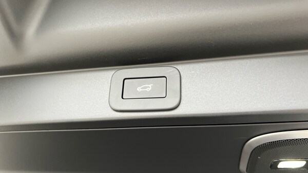 Used Land Rover Range Rover 2025 for sale - 76302419: Photo 55