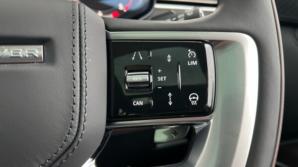 Used Land Rover Range Rover 2025 for sale - 76302419: Photo 82