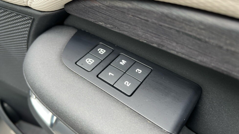 Vehicle 43
