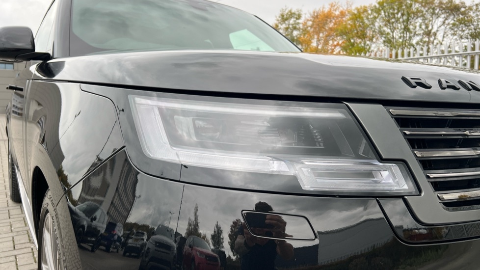 Used Land Rover Range Rover 2025 for sale - 76501573: Photo 17
