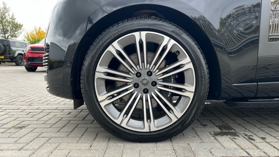 Used Land Rover Range Rover 2025 for sale - 76501573: Photo 31