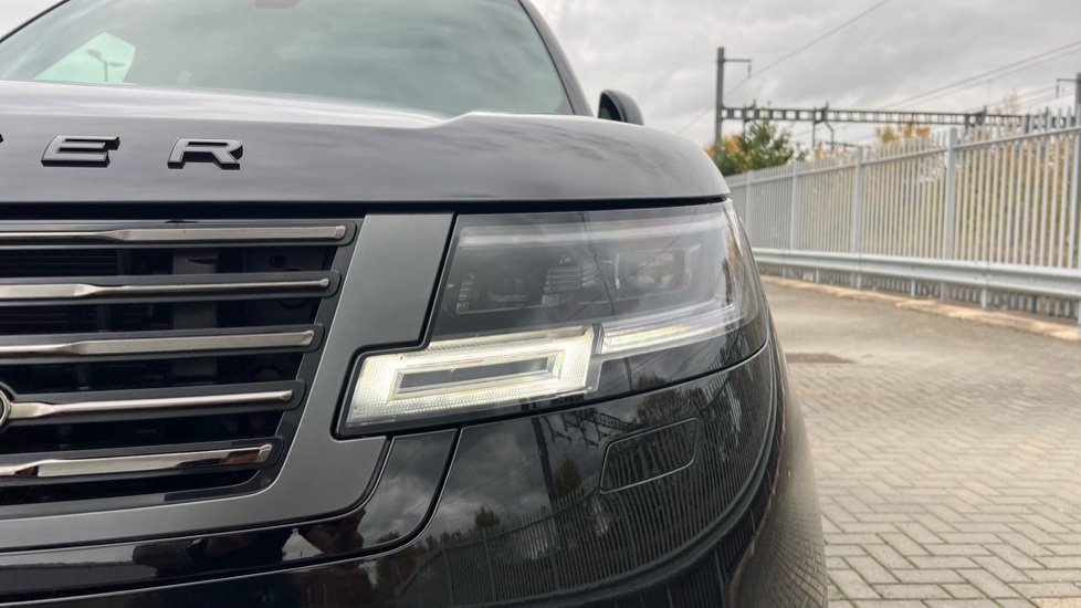 Used Land Rover Range Rover 2025 for sale - 76501573: Photo 38
