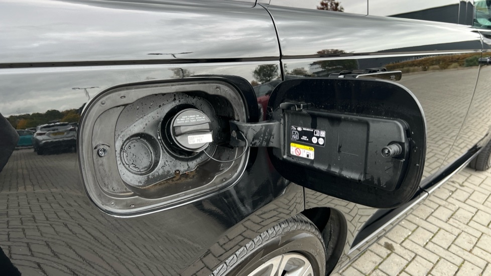 Used Land Rover Range Rover 2025 for sale - 76501573: Photo 41