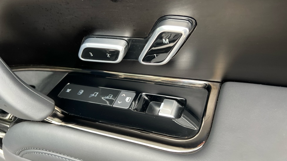 Used Land Rover Range Rover 2025 for sale - 76501573: Photo 48