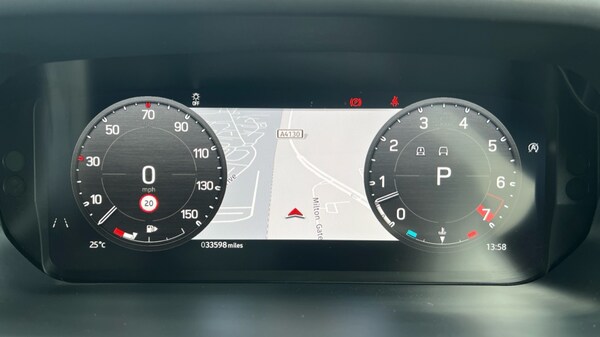 Used Land Rover Defender 2022 for sale - 75396443: Photo 16