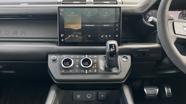 Used Land Rover Defender 2022 for sale - 75396443: Photo 29