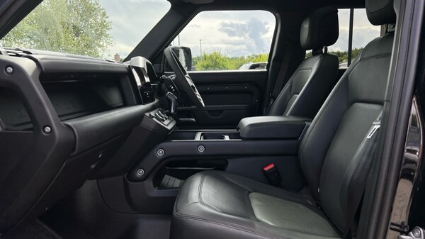 Used Land Rover Defender 2022 for sale - 75396443: Photo 3