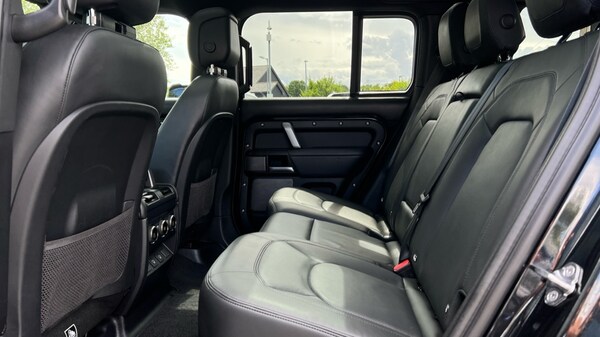 Used Land Rover Defender 2022 for sale - 75396443: Photo 4