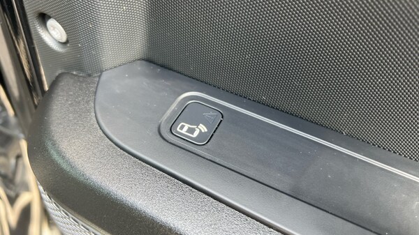 Used Land Rover Defender 2022 for sale - 75396443: Photo 53