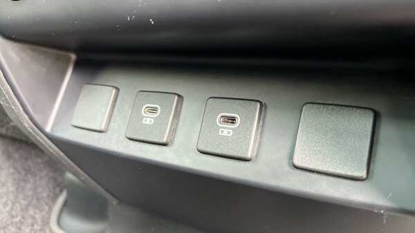 Used Land Rover Defender 2022 for sale - 75396443: Photo 56