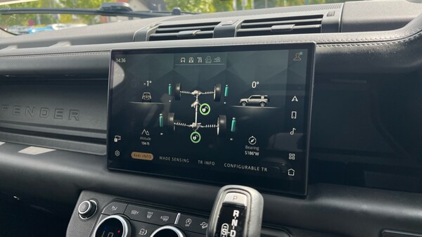 Used Land Rover Defender 2022 for sale - 75396443: Photo 69