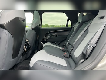Used Land Rover Range Rover Sport 2024 for sale - 75396441: Photo