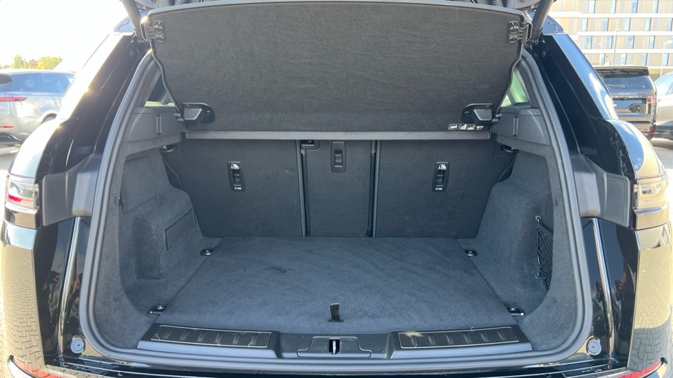 Used Land Rover Range Rover Evoque 2025 for sale - 76933262: Photo 10