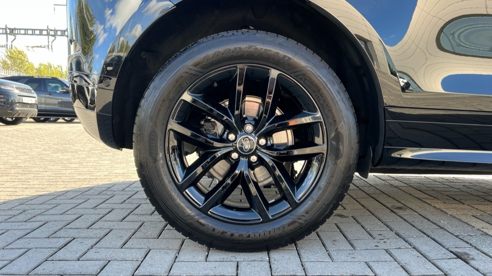 Used Land Rover Range Rover Evoque 2025 for sale - 76933262: Photo 32