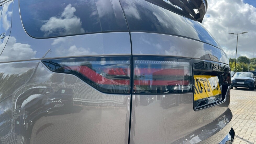 Used Land Rover Discovery 2024 for sale - 76597865: Photo 19