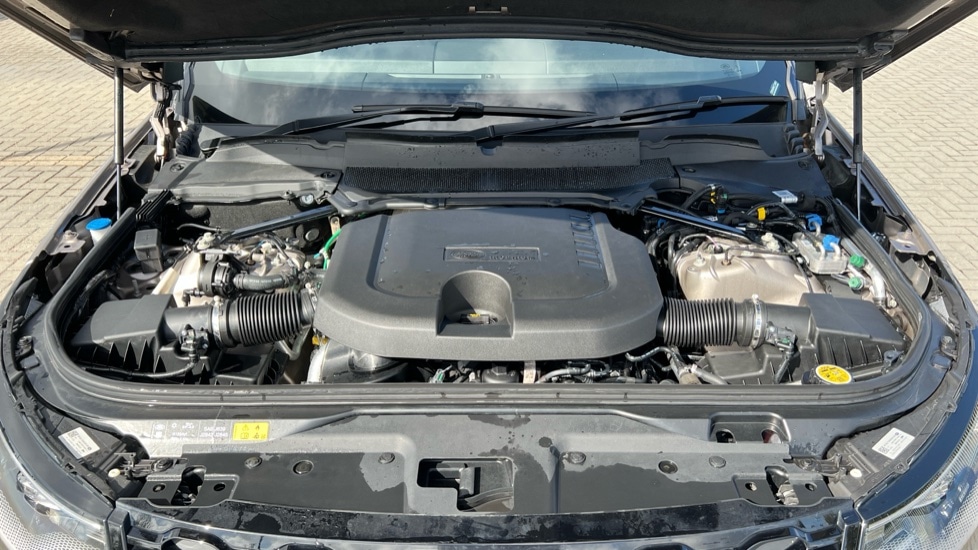 Used Land Rover Discovery 2024 for sale - 76597865: Photo 30