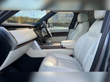 Used Land Rover Range Rover 2022 for sale - 76552422: Photo