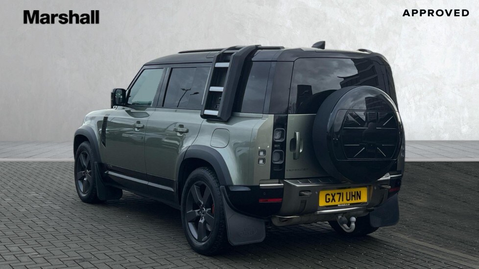 Used Land Rover Defender 2021 for sale - 76817795: Photo 2