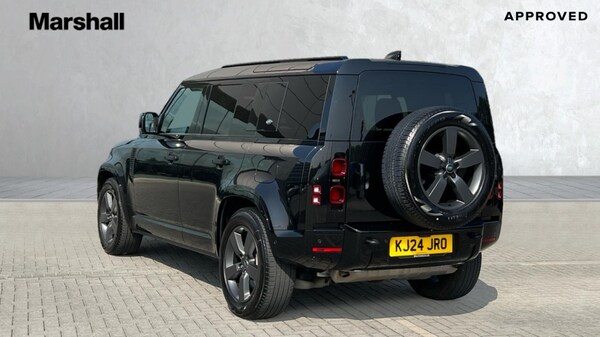 Used Land Rover Defender 2024 for sale - 76229456: Photo 2
