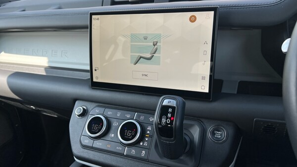 Used Land Rover Defender 2024 for sale - 76229456: Photo 68